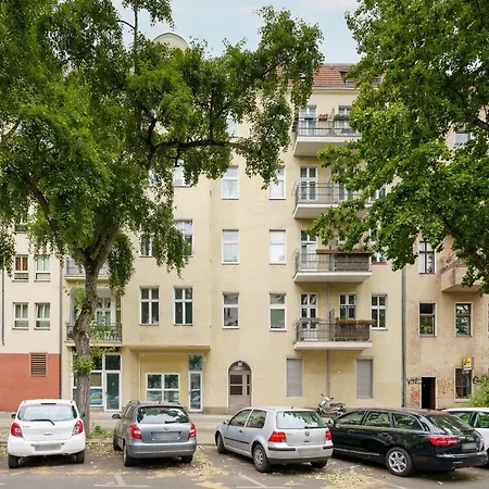 Apartamento The Mierendorf Hinterhaus, 2 Bed Up To 4 People Berlim