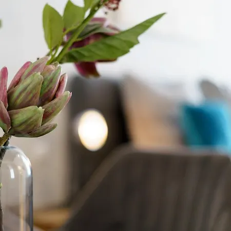 The Mierendorf Iii, Group & Family Friendly, 2 Bedroom 1,5 Bath Rooms, Ideal For 2 -4 Guests Berlijn