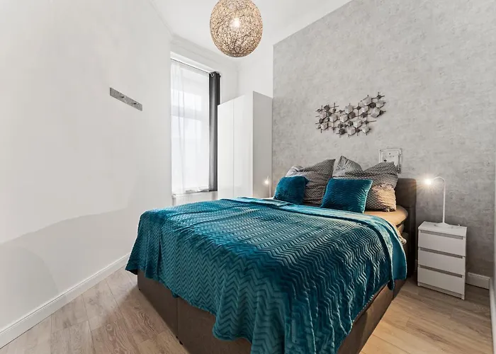 The Mierendorf Iii, Group & Family Friendly, 2 Bedroom 1,5 Bath Rooms, Ideal For 2 -4 Guests, Self Check In Berlin