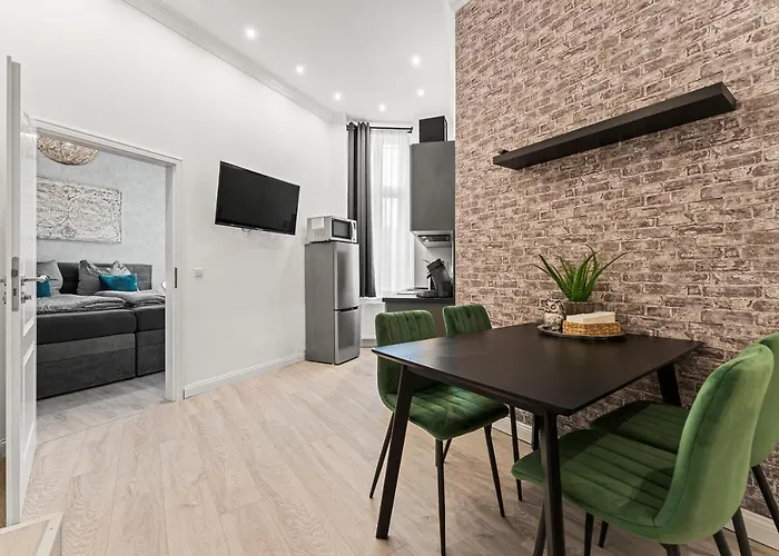 The Mierendorf Iii, Group & Family Friendly, 2 Bedroom 1,5 Bath Rooms, Ideal For 2 -4 Guests, Self Check In شقة برلين